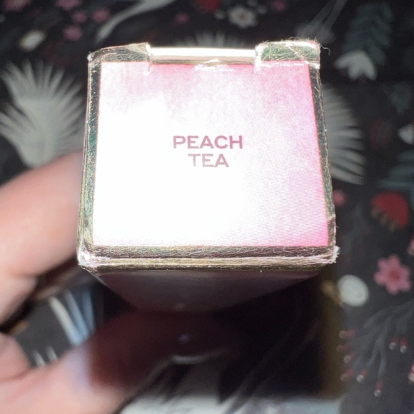 Dominique Cosmetics Bundle - Picture 12 of 12